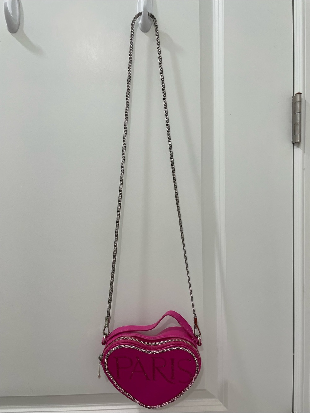 NWOT Paris Hilton Amour Rhinestone Heart Crossbody Bag Pink Y2K - Picture 4 of 6